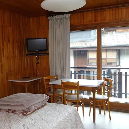 Au Coeur Des Gets - 2 Pers - Wifi, Draps Et Serviettes Inclus, Pres Des Commerces - Fr-1-802-43
